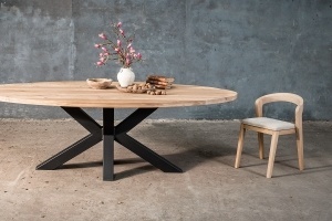 massieve-houten-tafels-op-maat