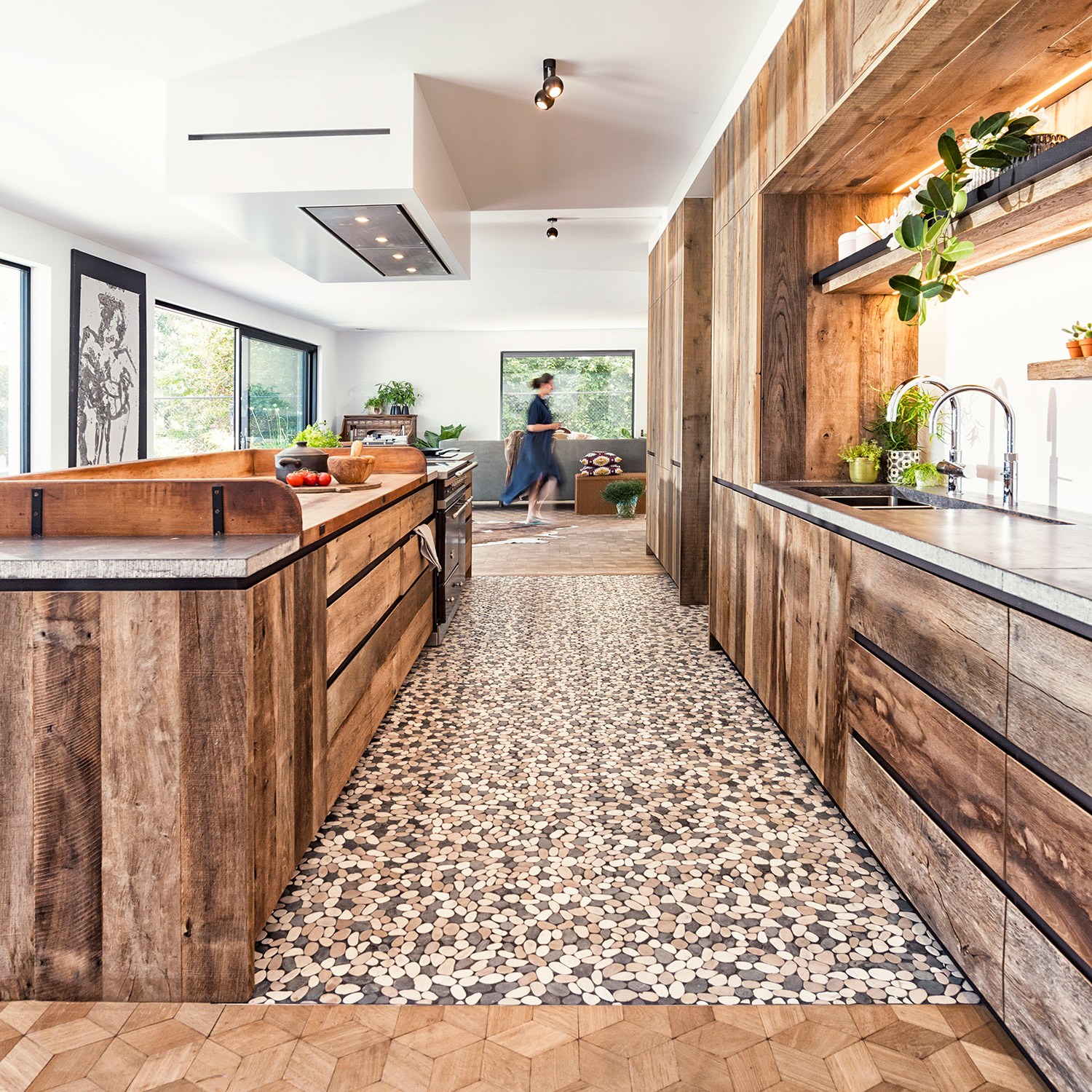 teugels telex Avonturier massieve houten keukens op maat - Woontheater